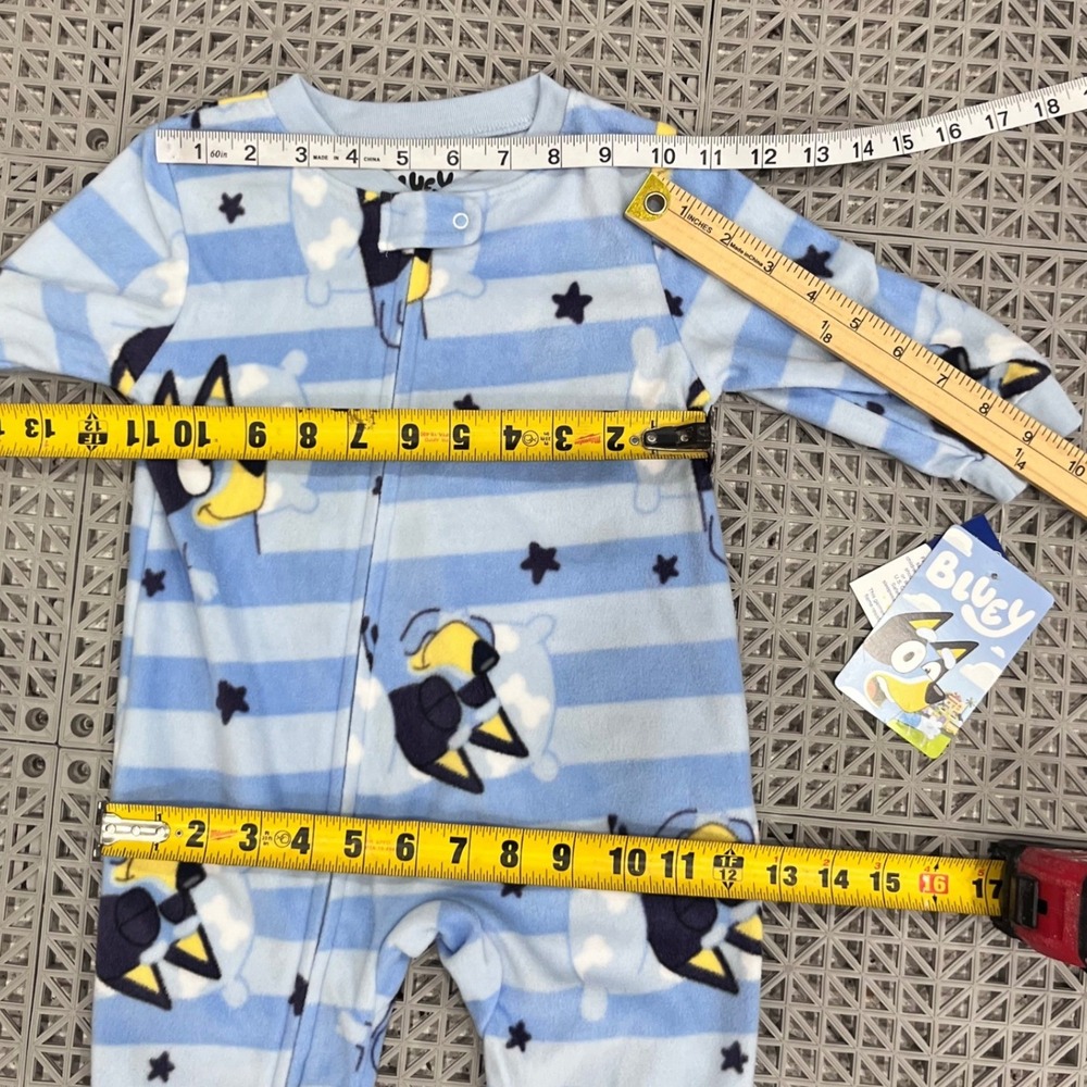 Bluey Footed Pajamas Kids 18M Blue Striped Fleece Zip Up Sleeper NEW - Picture 8 of 9